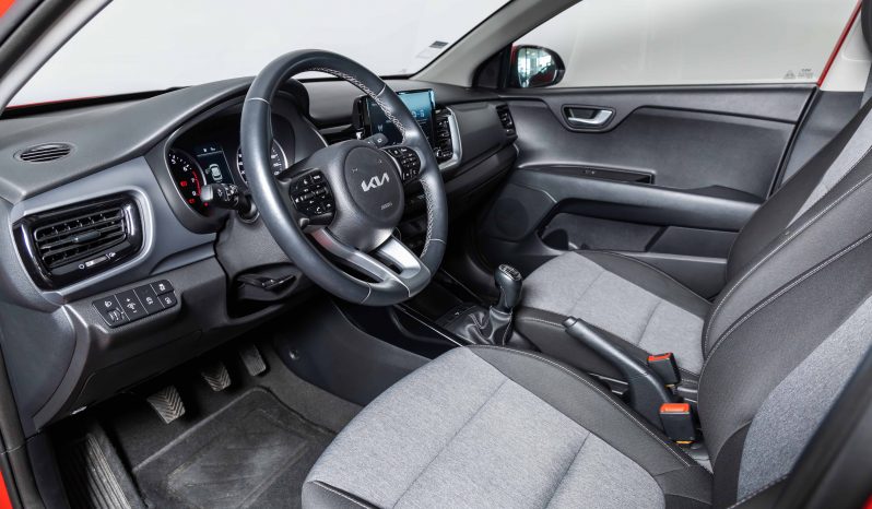 KIA STONIC 5DR 1.0 T-GDI 6MT completo