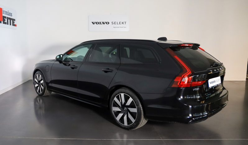 Volvo V90 Recharge Plus, T6 eAWD Híbrido Plug-in, completo