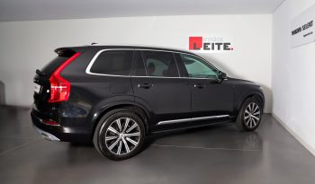 Volvo XC90 Recharge Inscription, T8 AWD híbrido plug-in, 7 lugares completo