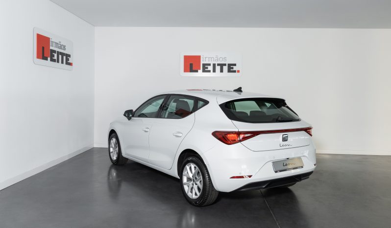 SEAT LEON 1.0 TSI 110 CV STYLE completo