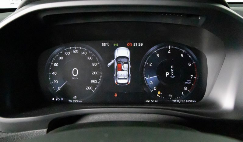 Volvo XC40 Core, T2 Automático completo