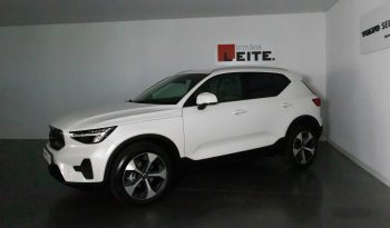 Volvo XC40 Core, T2 Automático completo