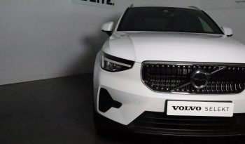 Volvo XC40 Core, T2 Automático completo