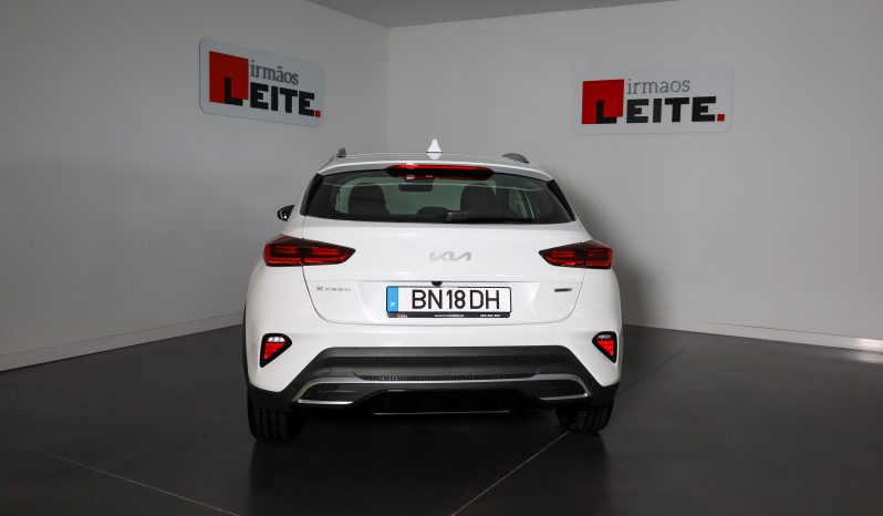 KIA XCEED 1.6 GDI 6DCT PHEV – DRIVE completo