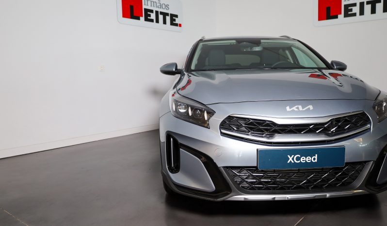 KIA XCEED 5DR 10 T-GDI 6MT – DYNAMIC completo