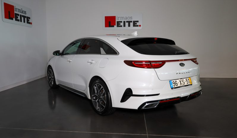 KIA Proceed 14T-GDI 6MT GT LINE completo