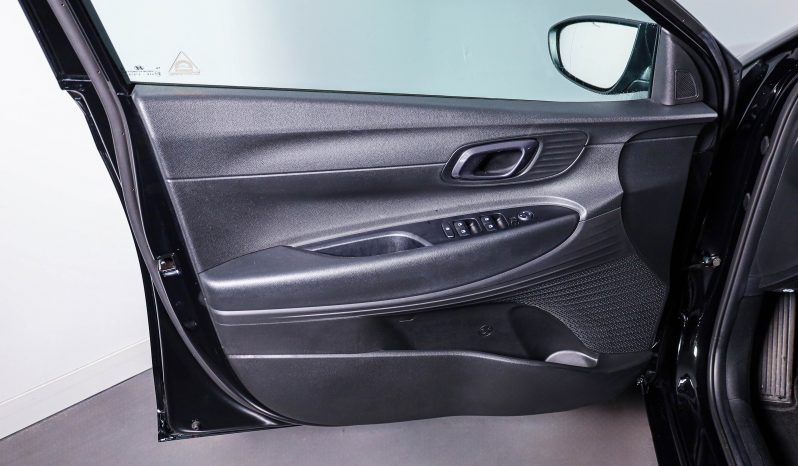 Hyundai I20 1.2 MPI CONFORT MY24 completo