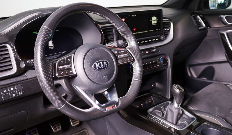 KIA Proceed 10T-GDI 6MT GT LINE completo