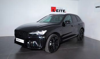 Volvo XC60 T6 eAWD Plug-in Black Edition completo