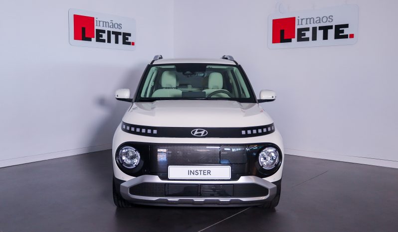 Hyundai INSTER EV STYLE PlUS 49kWh MY24 completo