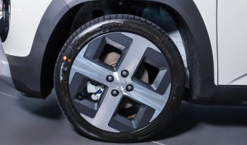 Hyundai INSTER EV STYLE PlUS 49kWh MY24 completo