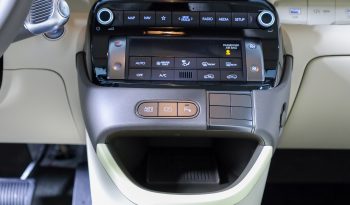 Hyundai INSTER EV STYLE PlUS 49kWh MY24 completo