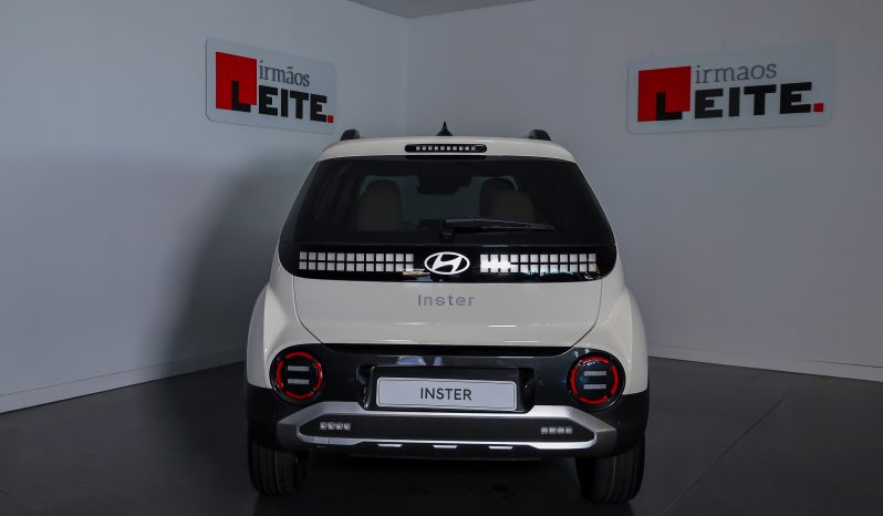 Hyundai INSTER EV STYLE PlUS 49kWh MY24 completo