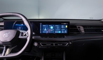 MG EHS 1.5T 21KWH EDU 2WD LUX LHD completo