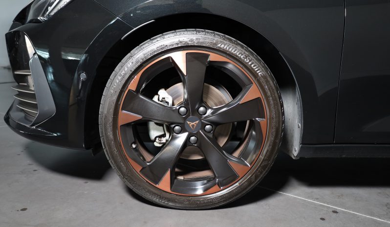 CUPRA LEON SPORTSTOURER 1.5 eTSI 150CV completo