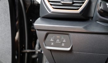 CUPRA LEON SPORTSTOURER 1.5 eTSI 150CV completo