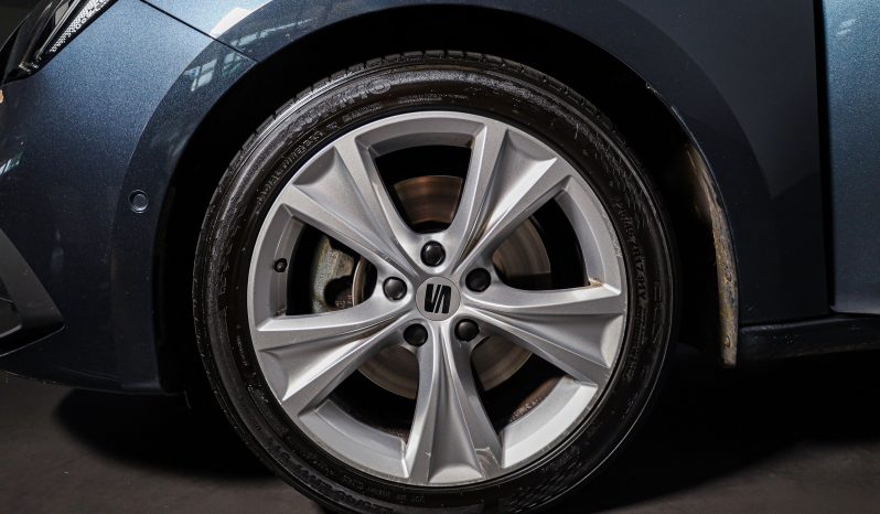 SEAT LEON SPORTSTOURER 2.0Tdi 150cv Cx DSG FR completo