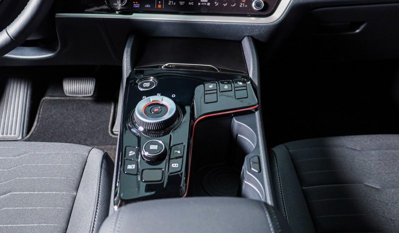 KIA SPORTAGE 1.6 T-GDI PHEV 6AT TECH completo
