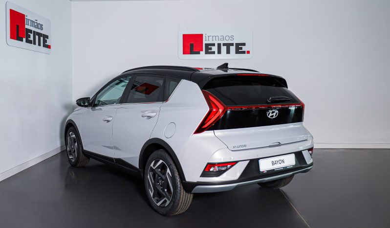 Hyundai BAYON 1.0 T-GDi DCT Premium (TT) MY25 completo