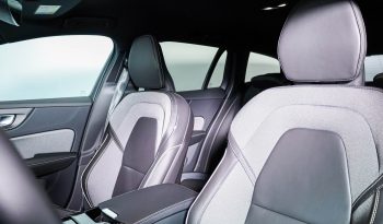 Volvo V60 T6 AWD Híbrido Plug-in Plus Dark completo
