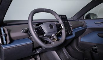 Volvo EX30 Plus Single Motor Extended Range completo