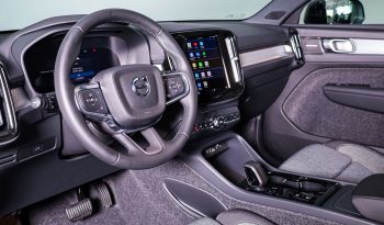 Volvo XC40 B3 Híbrido Plus Dark completo