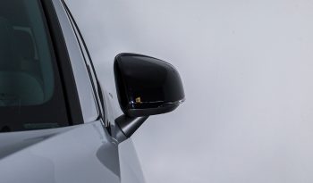 Volvo XC40 B3 Híbrido Plus Dark completo
