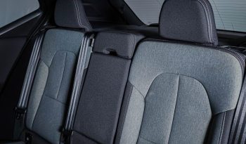 Volvo XC40 B3 Híbrido Plus Dark completo
