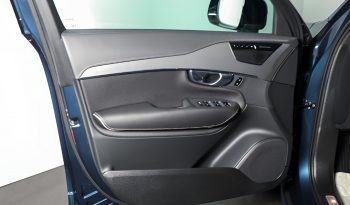 Volvo XC90 Recharge Plus Dark, T8 híbrido plug-in completo