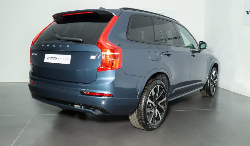 Volvo XC90 Recharge Plus Dark, T8 híbrido plug-in completo
