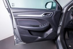 MG ZS 50.3 kWh Comfort completo