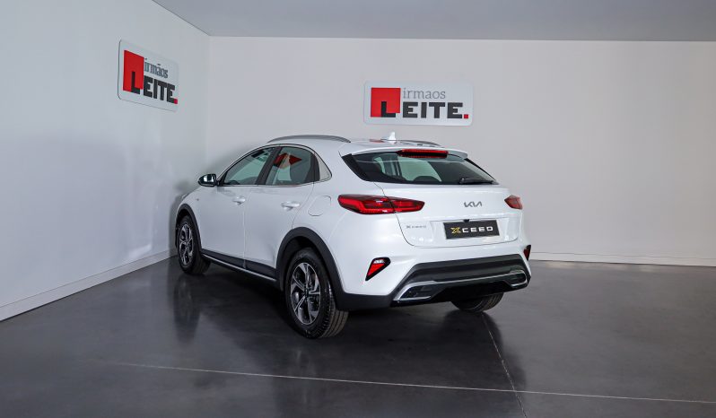 KIA XCeed 1.0 T-GDi Dynamic completo