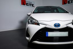 Toyota Yaris 1.5 VVT-i Comfort completo
