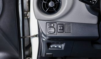 Toyota Yaris 1.5 VVT-i Comfort completo