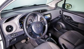 Toyota Yaris 1.5 VVT-i Comfort completo