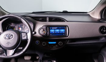 Toyota Yaris 1.5 VVT-i Comfort completo