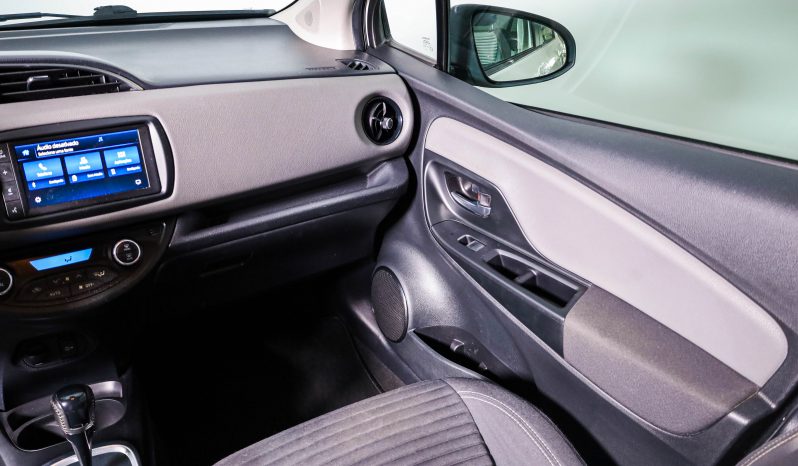 Toyota Yaris 1.5 VVT-i Comfort completo