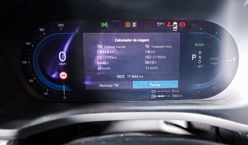 Volvo XC60 T6 AWD Híbrido Plug-in Plus Dark completo