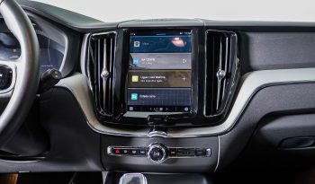 Volvo XC60 T6 AWD Híbrido Plug-in Plus Dark completo