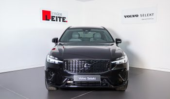 Volvo XC60 T6 AWD Híbrido Plug-in Plus Dark completo