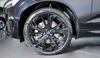 Volvo XC60 T6 AWD Híbrido Plug-in Plus Dark completo