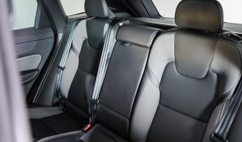 Volvo XC60 T6 AWD Híbrido Plug-in Plus Dark completo
