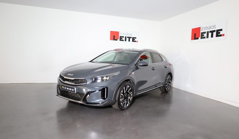 KIA XCeed 1.5 T-GDi 6MT SPORT completo