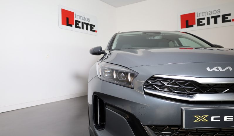 KIA XCeed 1.5 T-GDi 6MT SPORT completo