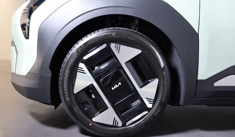 EV3 TECH (81,4 kWh) completo