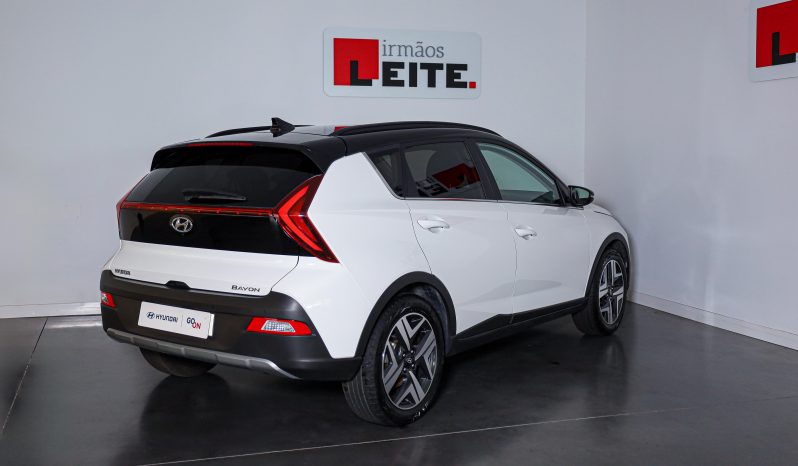 Hyundai BAYON 1.0 T-GDi Premium MY23 completo