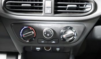 HYUNDAI I10 1.0 MPI CONFORT MY25 (TT) completo