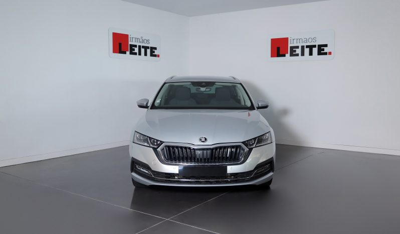 ŠKODA Octavia Break 1.4 TSI iV Ambition DSG completo