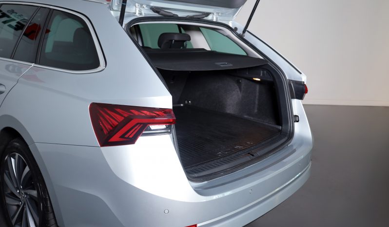 ŠKODA Octavia Break 1.4 TSI iV Ambition DSG completo
