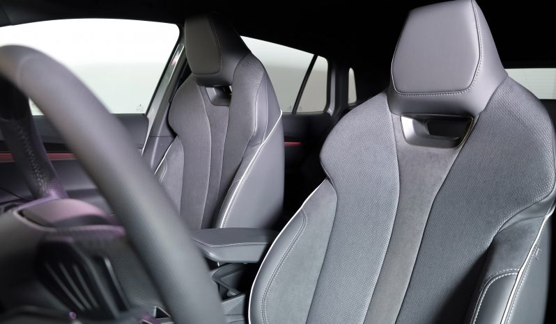 ŠKODA Elroq Sportline 60 completo